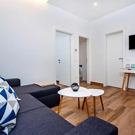 Apartmani Brajkovic Rovigno Esterno foto