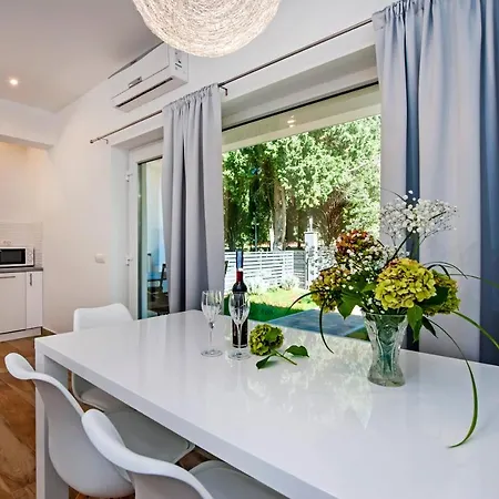 Apartmani Brajkovic Rovigno Esterno foto